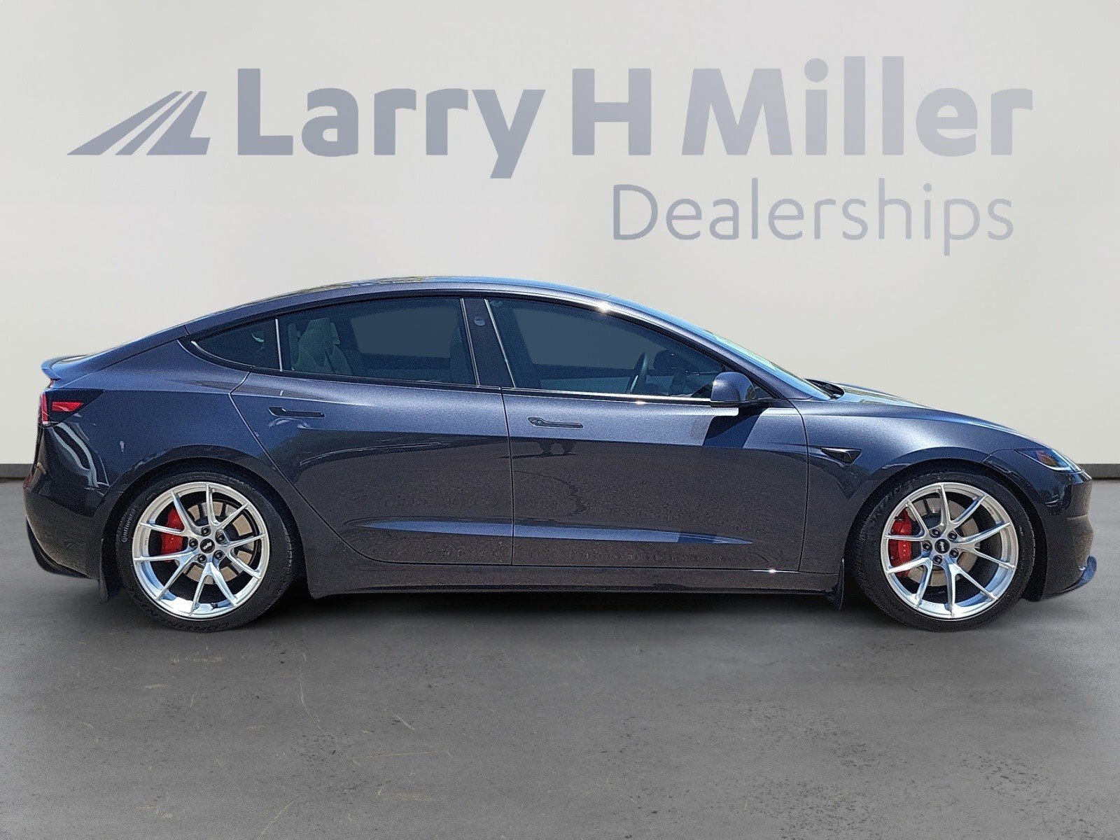 Used 2024 Tesla Model 3 Performance AWD/4WD image 8