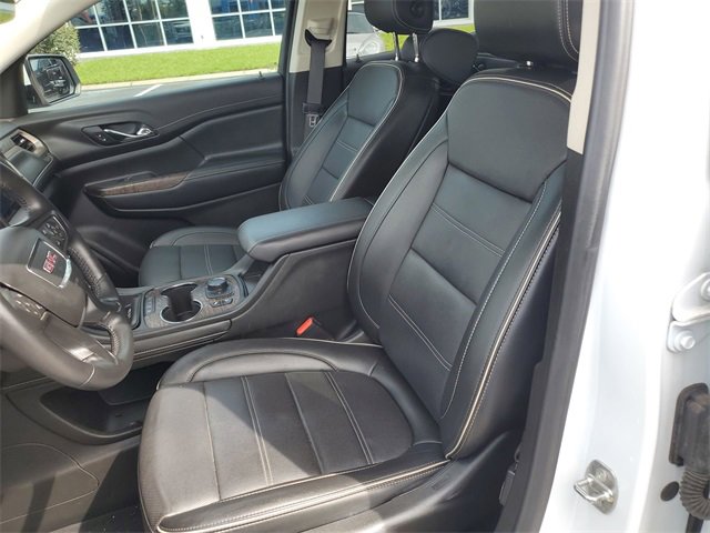 Used 2021 GMC Acadia Denali w/ Denali Technology Package image 19