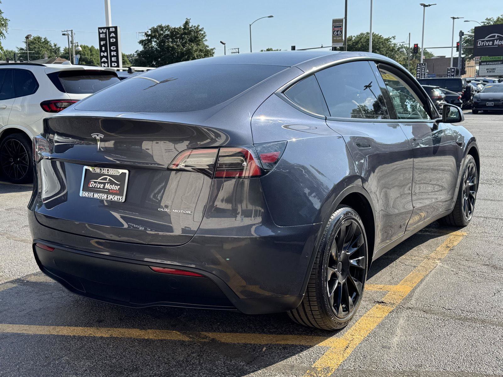 Used 2021 Tesla Model Y Long Range AWD/4WD image 8