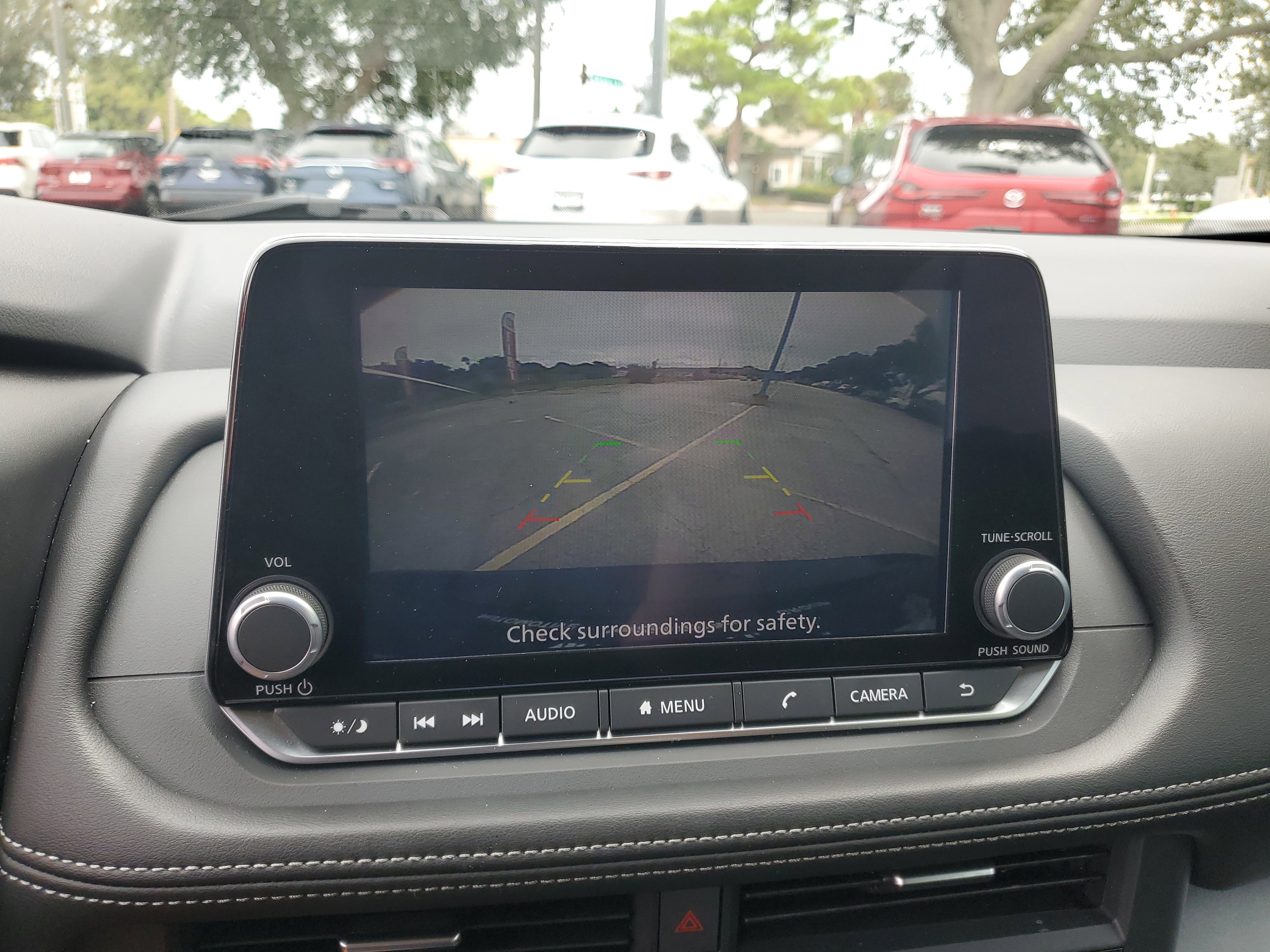 Used 2024 Nissan Rogue SV image 24