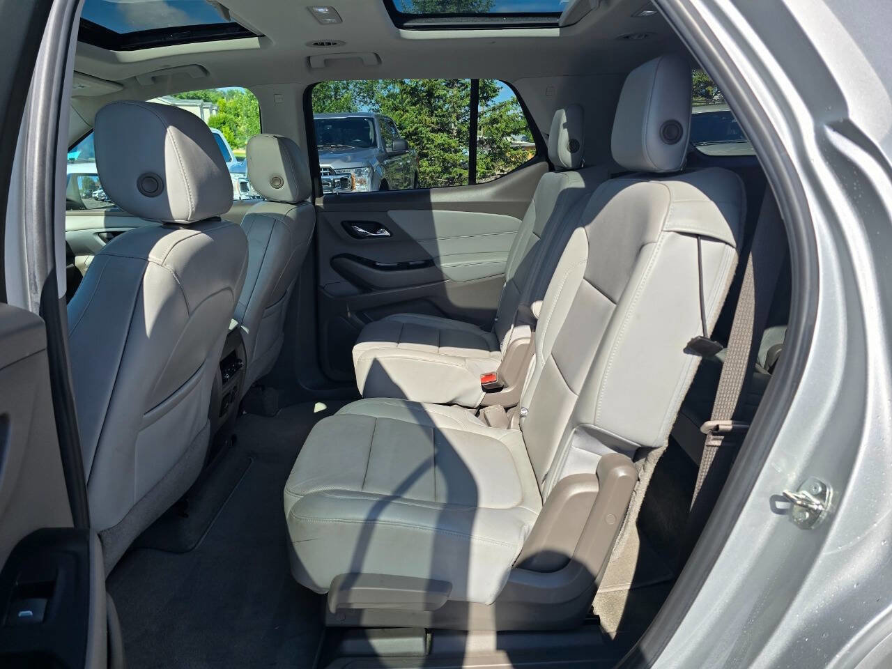 Used 2018 Chevrolet Traverse Premier image 28