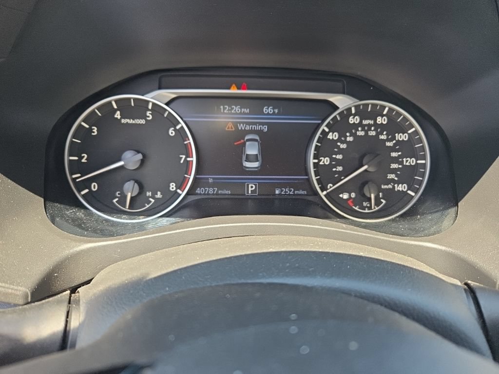 Used 2025 Nissan Altima 2.5 SR w/ SR Premium Package AWD/4WD image 17