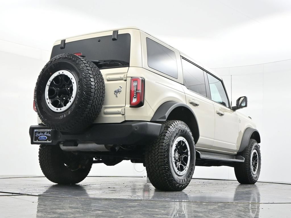 Used 2025 Ford Bronco Outer Banks w/ Sasquatch Package AWD/4WD image 50