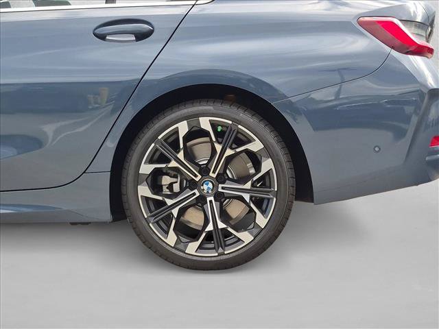 New 2026 BMW 330i xDrive Sedan w/ Premium Package AWD/4WD image 10