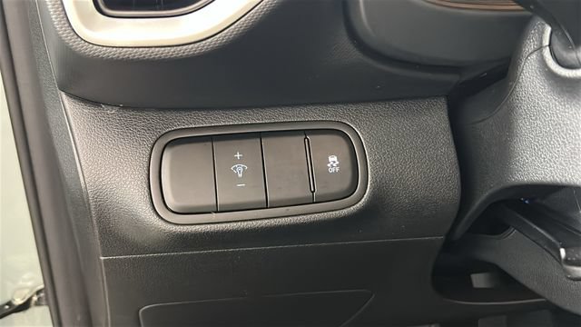 Certified 2026 Hyundai Venue SE FWD image 19