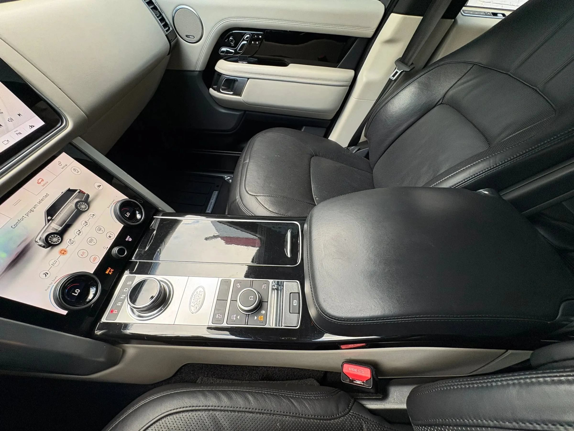 Used 2020 Land Rover Range Rover HSE AWD/4WD image 47