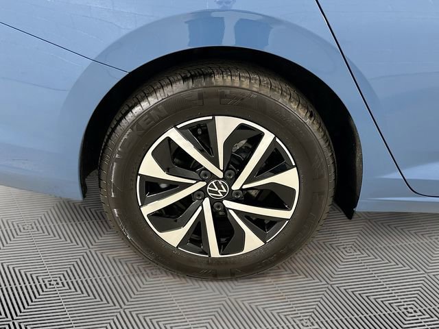 Used 2025 Volkswagen Jetta S image 27