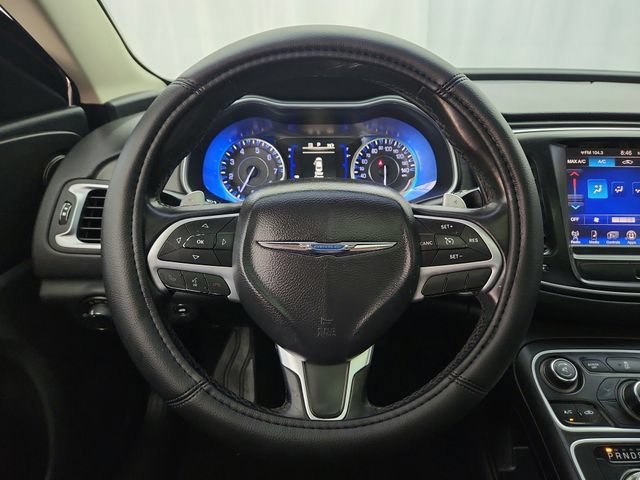 Used 2016 Chrysler 200 Limited w/ Anniversary Edition FWD image 13
