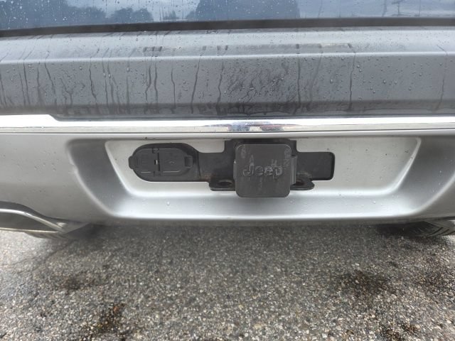 Used 2022 Jeep Cherokee Limited w/ Trailer Tow Group AWD/4WD image 22