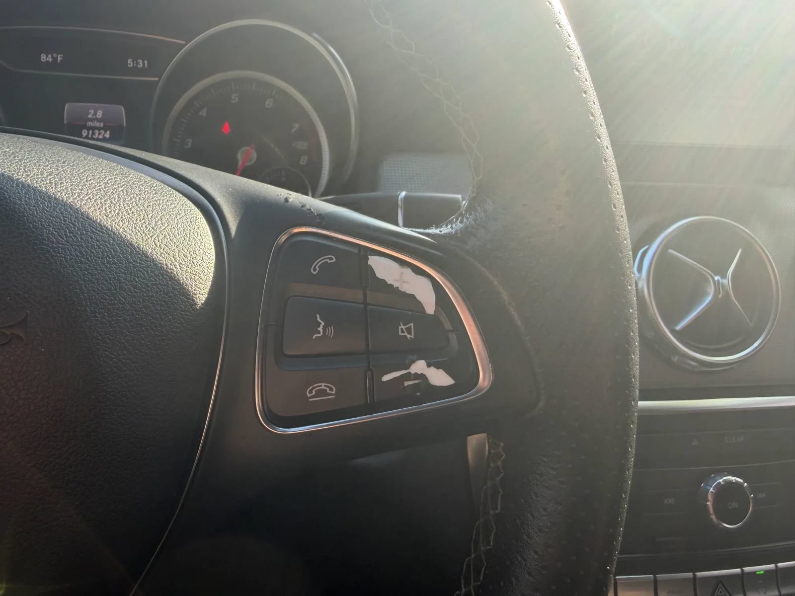 Used 2018 Mercedes-Benz GLA 250 4MATIC w/ Premium Package image 18