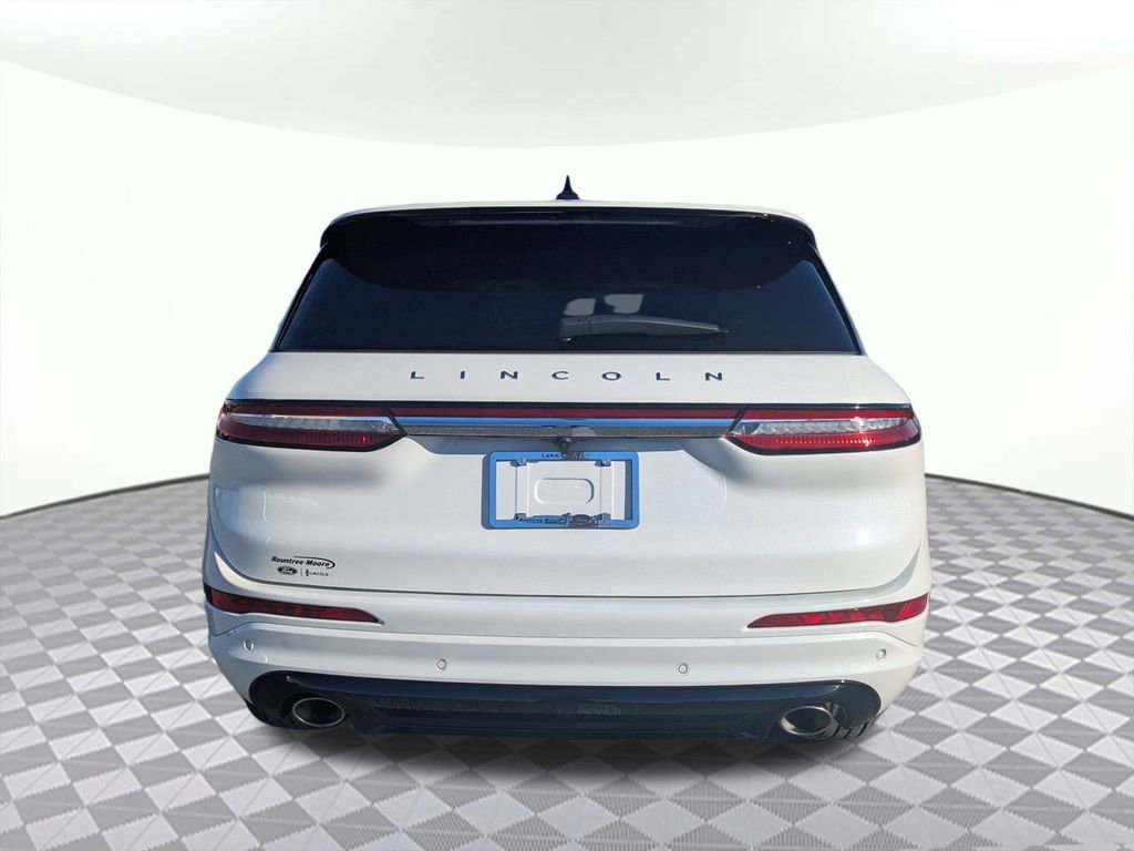 Used 2025 Lincoln Corsair Reserve w/ Jet Appearance Package image 4