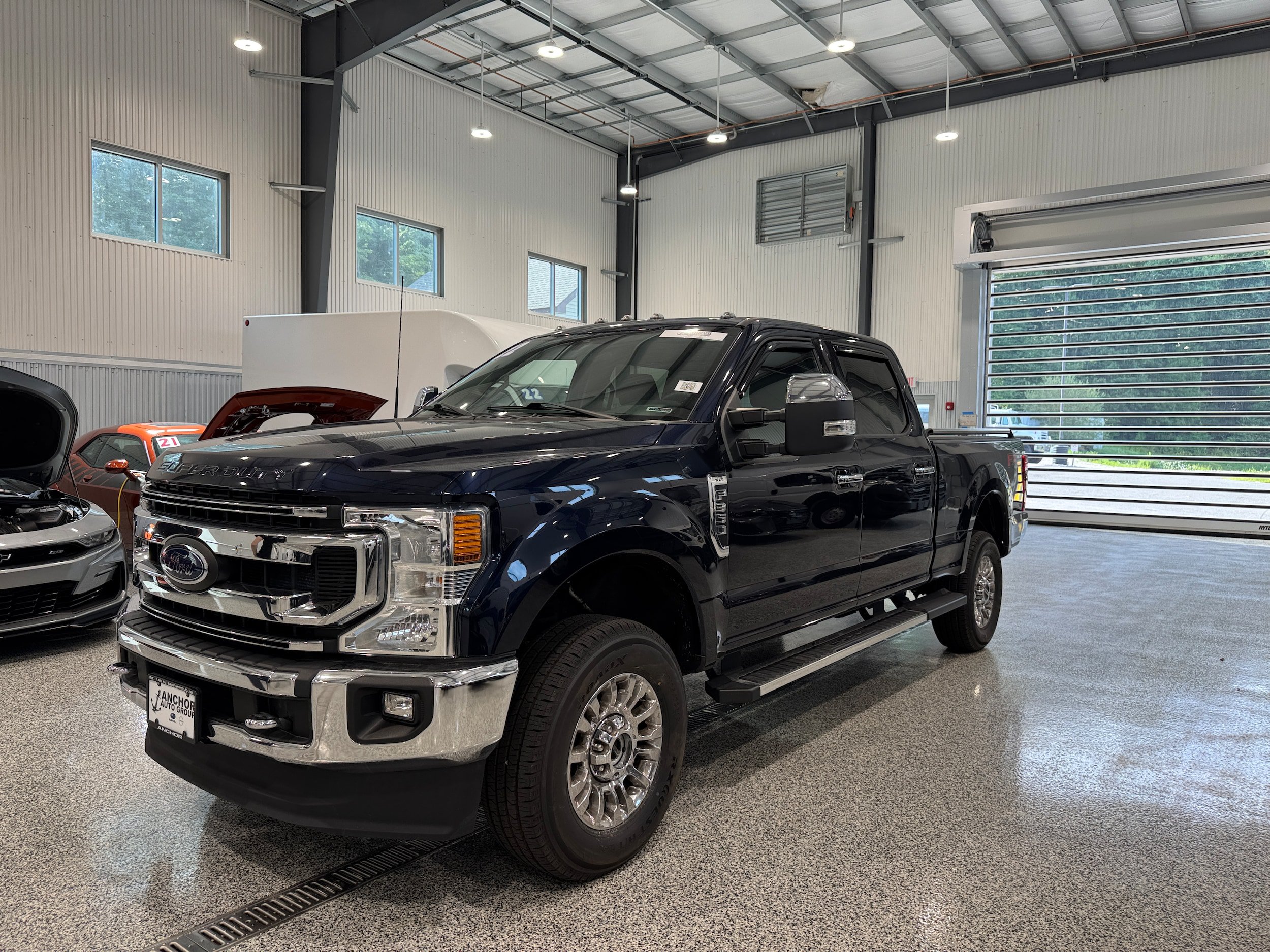Used 2022 Ford F350 XLT w/ XLT Premium Package AWD/4WD image 1