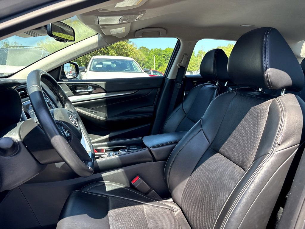 Used 2023 Nissan Maxima SV w/ Floor Mat Group FWD image 18