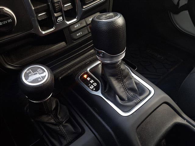 Used 2023 Jeep Wrangler Unlimited image 14