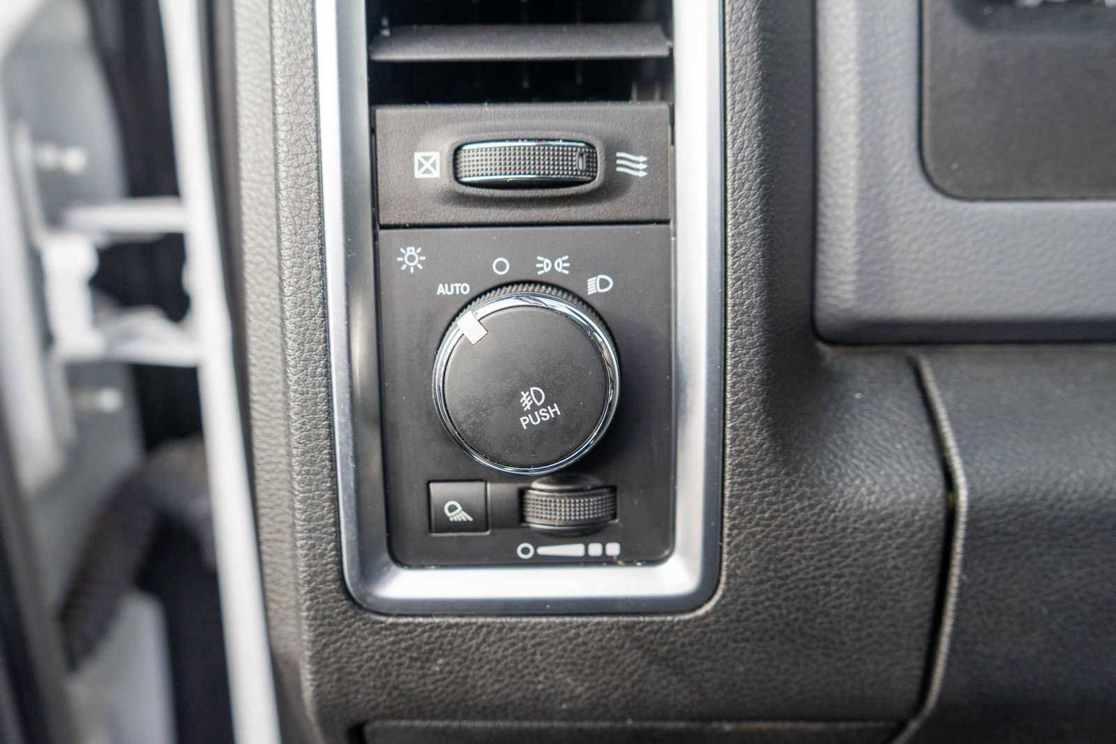 Used 2016 RAM 1500 Big Horn image 15