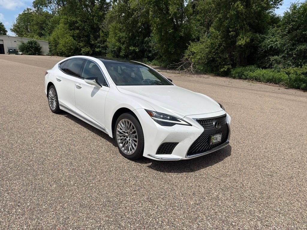 Used 2024 Lexus LS 500 AWD w/ Interior Upgrade Package image 15