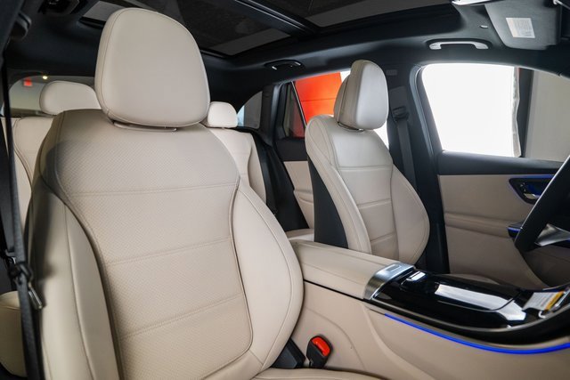 New 2026 Mercedes-Benz GLC 300 4MATIC image 11