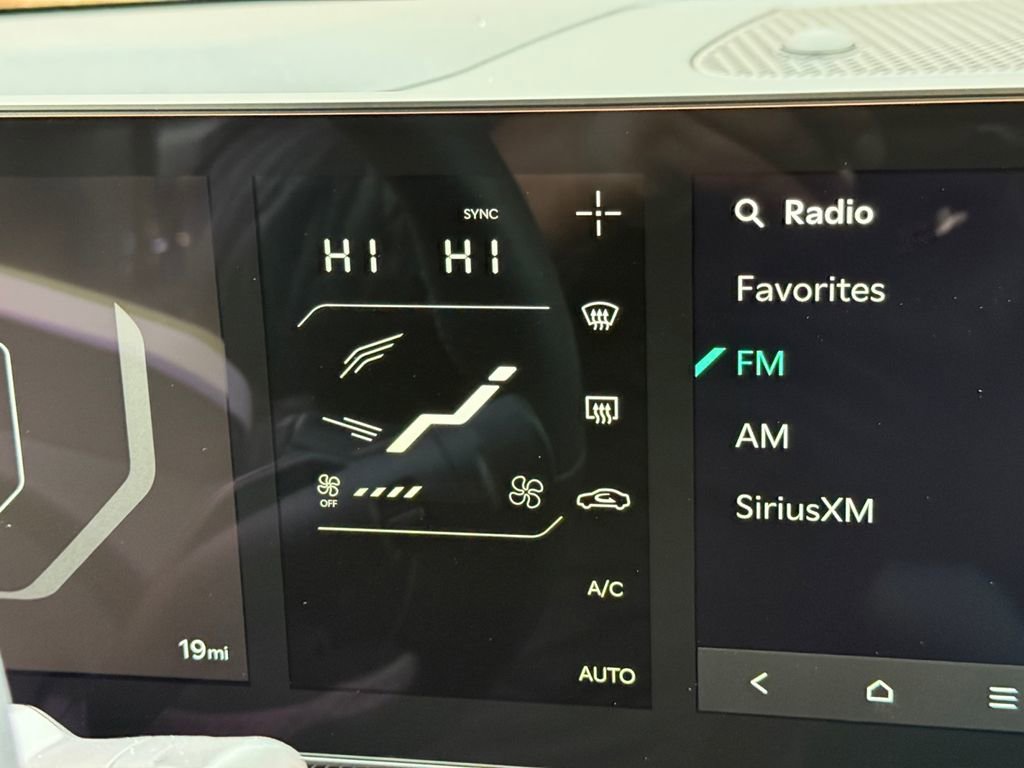 New 2025 Kia K4 GT-Line Turbo image 16