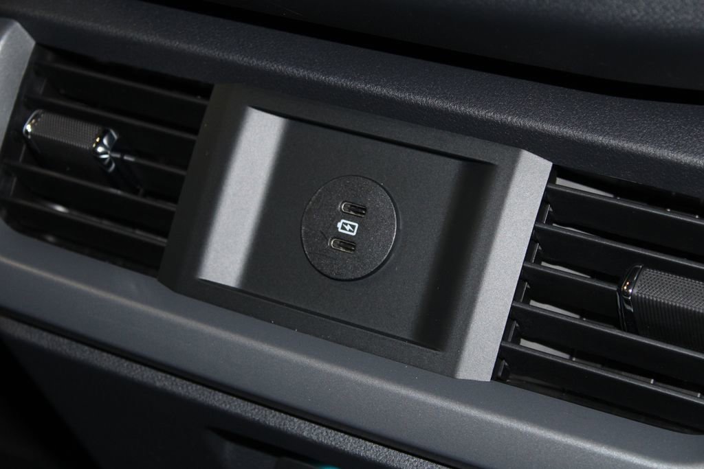 New 2025 Ford F150 XLT w/ Equipment Group 302A MID image 33