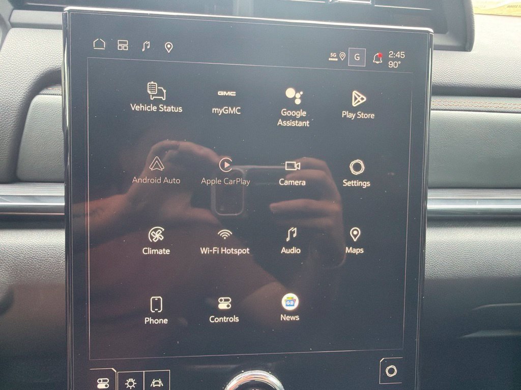 New 2026 GMC Terrain AT4 w/ Technology Package II AWD/4WD image 25
