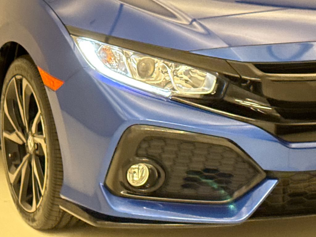 Used 2017 Honda Civic Sport image 5