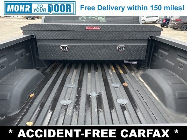 Used 2025 Chevrolet Silverado 2500 Custom w/ Custom Value Package image 9