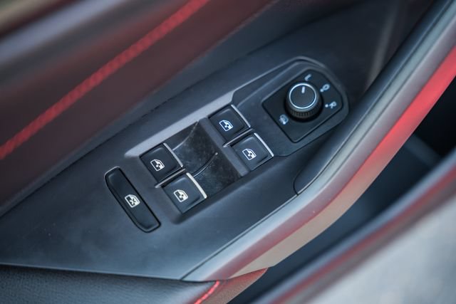 Used 2023 Volkswagen Jetta GLI Autobahn FWD image 39