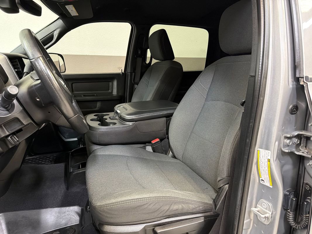 Used 2022 RAM 3500 Tradesman AWD/4WD image 12