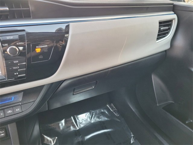 Used 2015 Toyota Corolla LE image 26