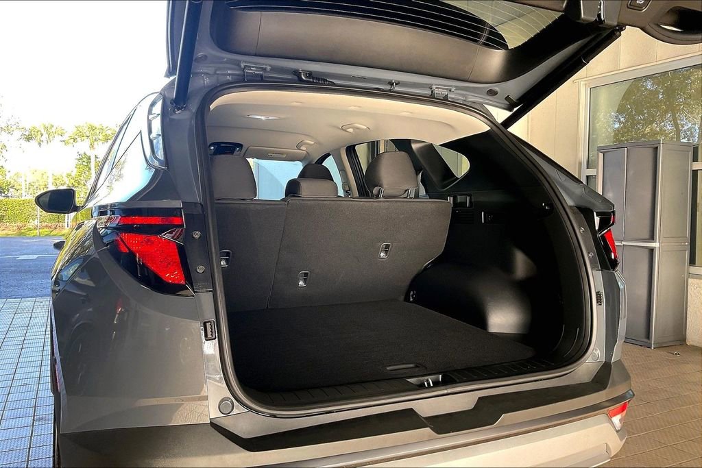 Used 2026 Hyundai Tucson SEL image 18