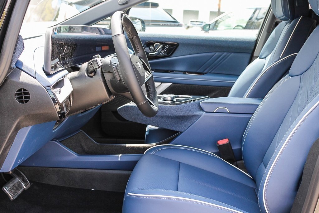 New 2025 Cadillac Optiq Sport 2 image 20