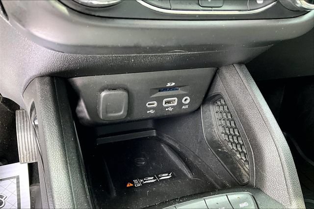 Used 2021 Chevrolet TrailBlazer ACTIV w/ Sun and Liftgate Package AWD/4WD image 33