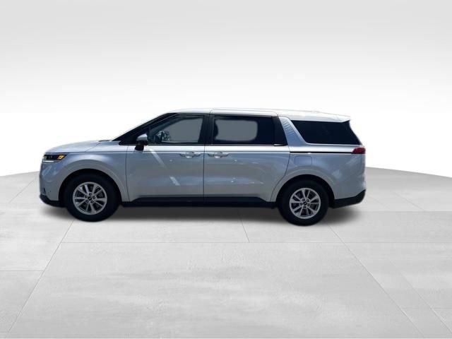 Certified 2022 Kia Carnival LX FWD image 5