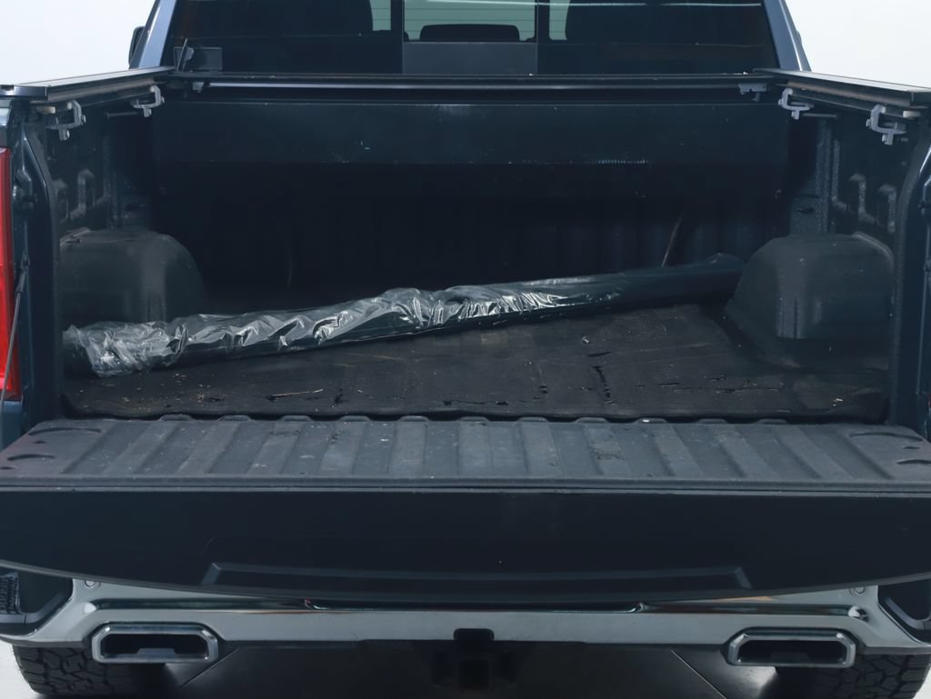 Used 2021 Chevrolet Silverado 1500 LTZ w/ LTZ Convenience Package II AWD/4WD image 16