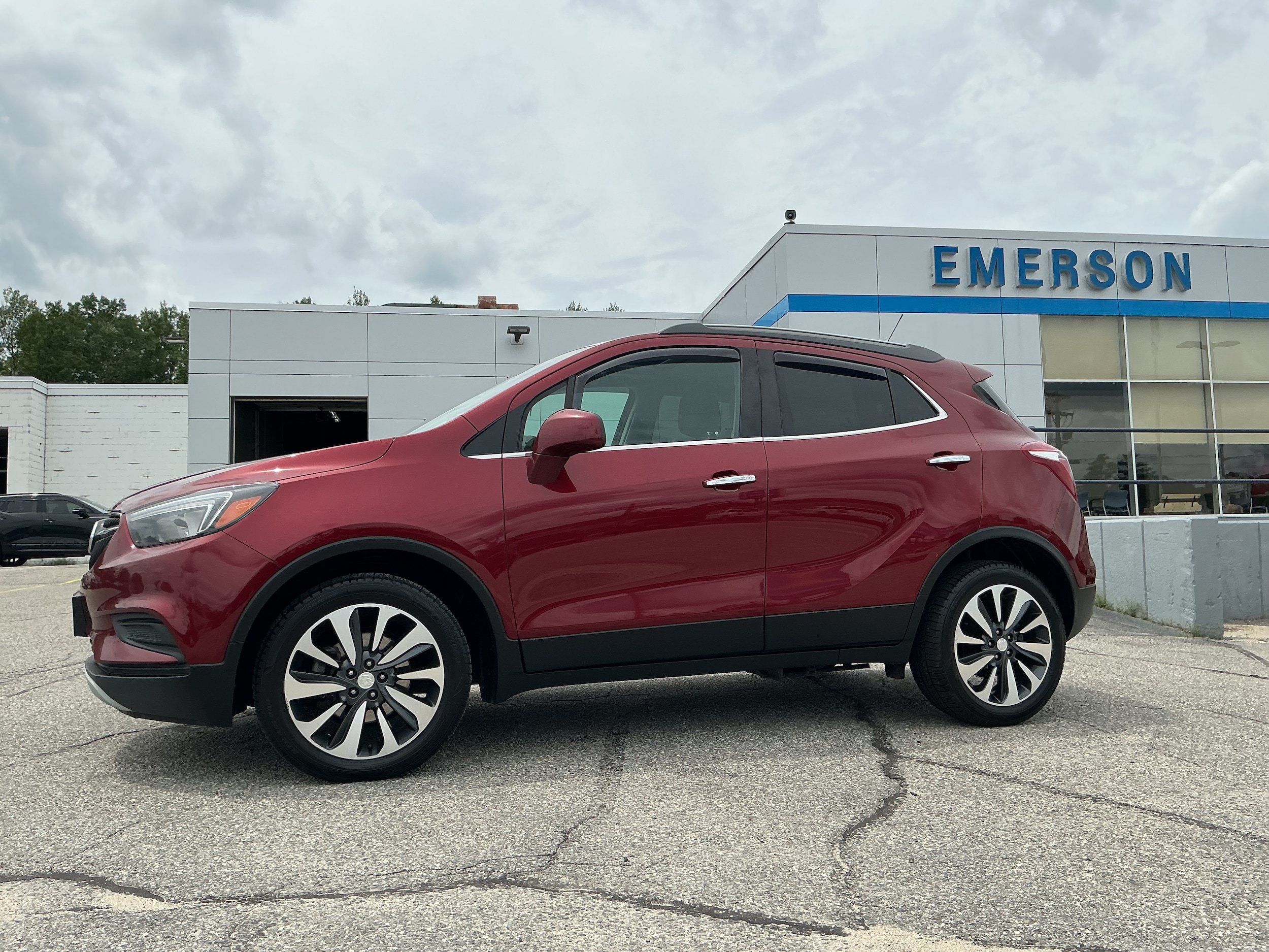 Used 2021 Buick Encore Preferred w/ Safety Package AWD/4WD image 6