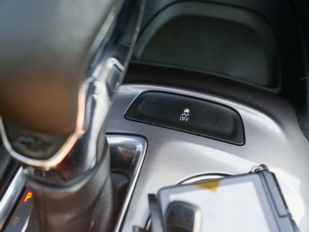 Used 2021 Chevrolet Malibu LT image 25