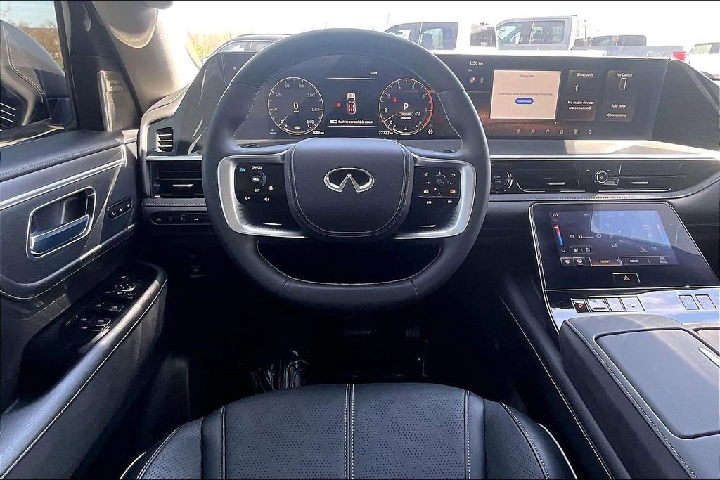 Used 2025 INFINITI QX80 Sensory AWD/4WD image 10