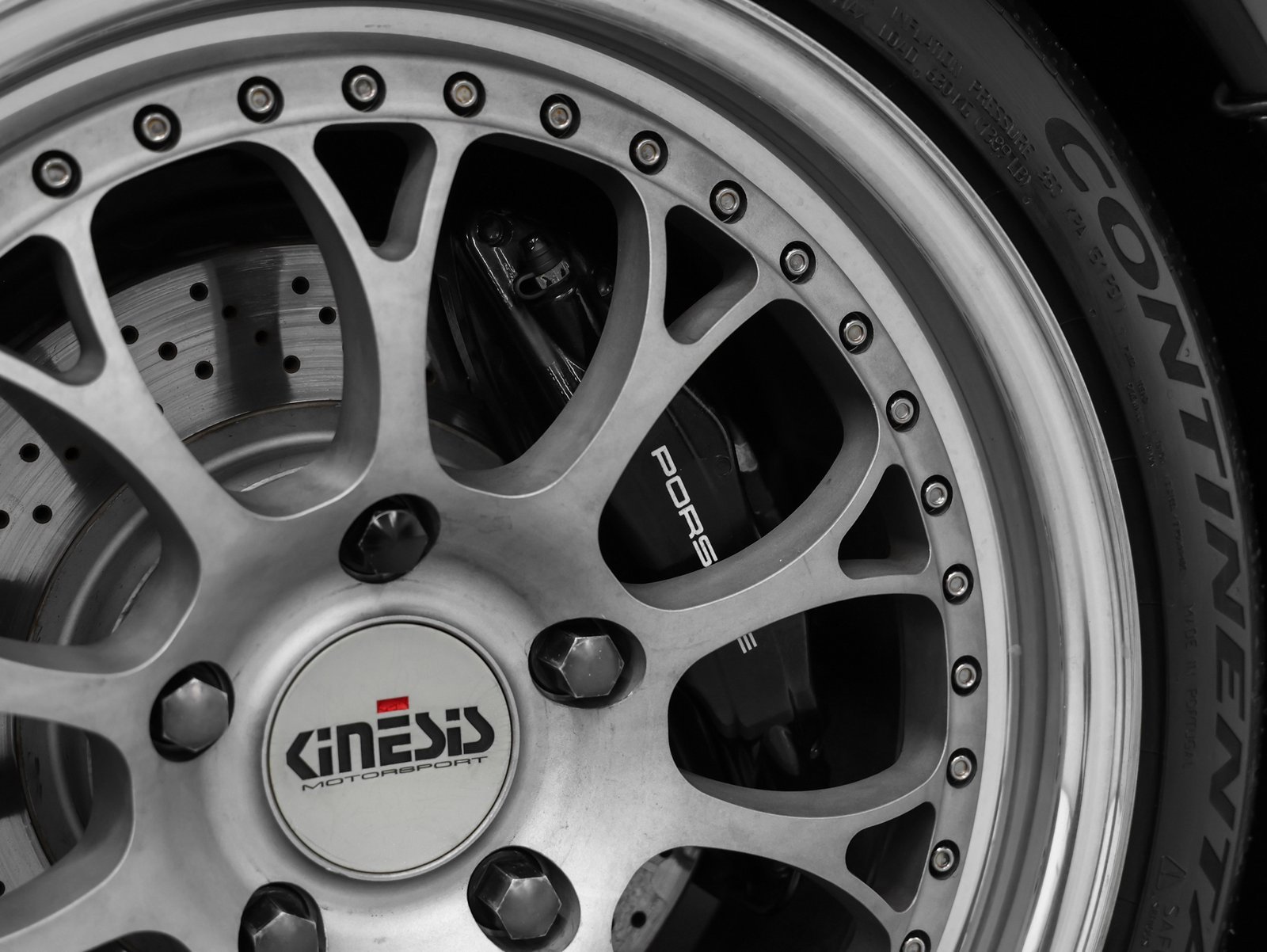 Used 1998 Porsche 911 Carrera S image 21