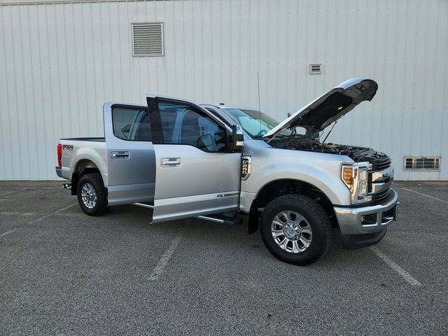 Used 2018 Ford F250 XLT w/ XLT Premium Package AWD/4WD image 5