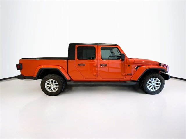 Used 2023 Jeep Gladiator Sport image 7