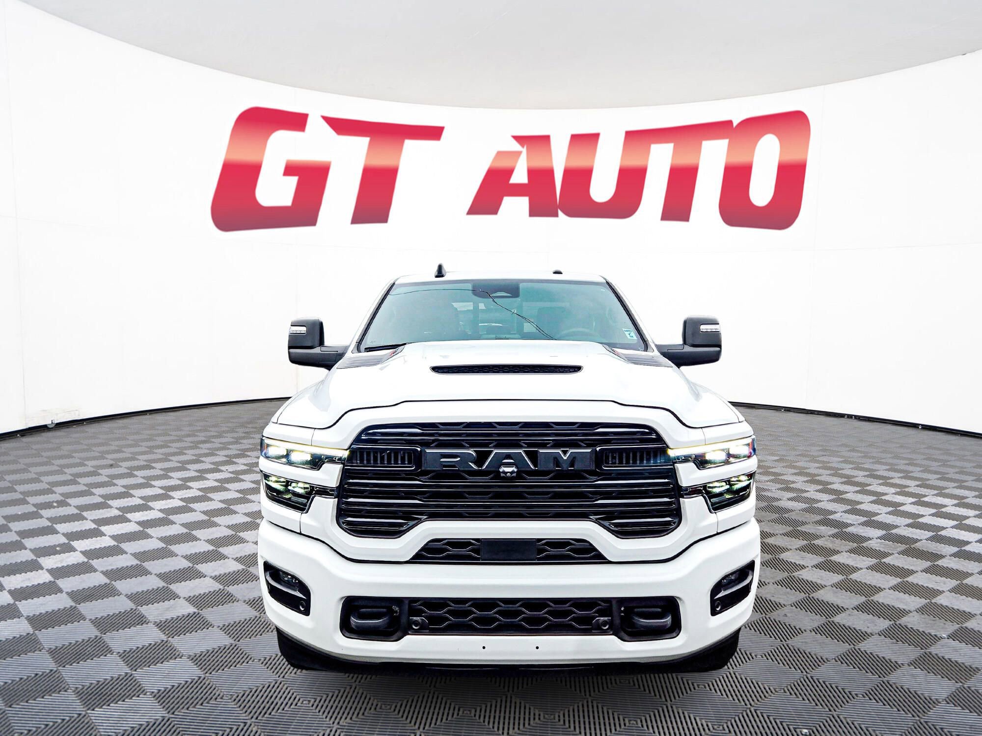 Used 2025 RAM 3500 Laramie image 2