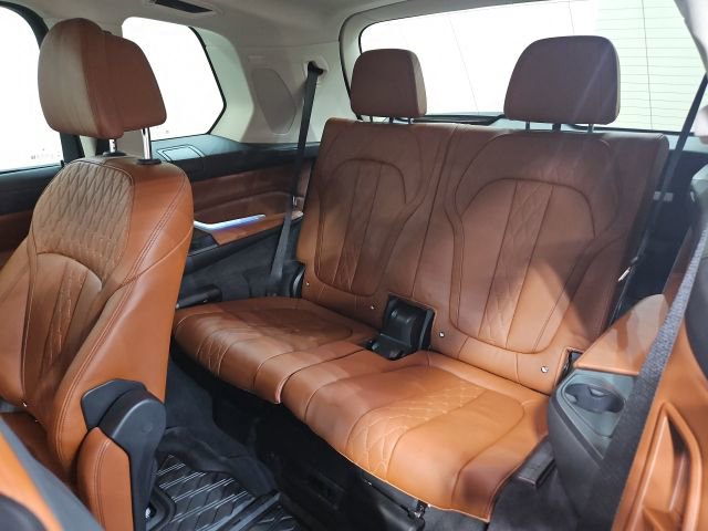Used 2019 BMW X7 xDrive50i w/ Dynamic Handling Package image 35