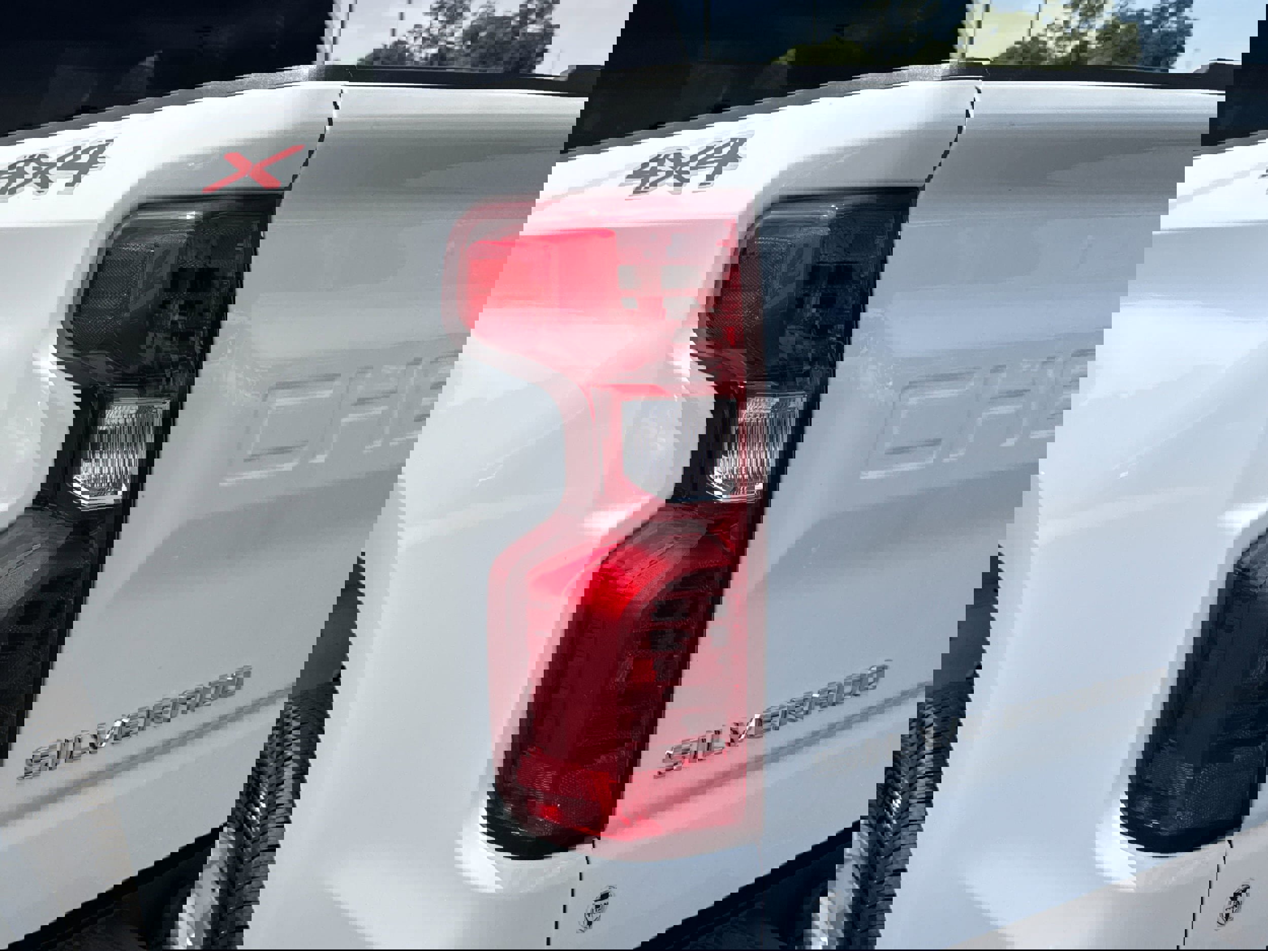 New 2023 Chevrolet Silverado 1500 LT w/ Max Trailering Package image 9