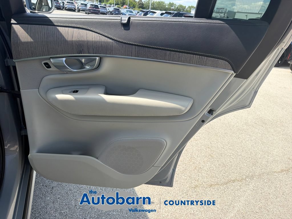 Used 2024 Volvo XC90 B6 Ultimate w/ Protection Package Premier AWD/4WD image 26