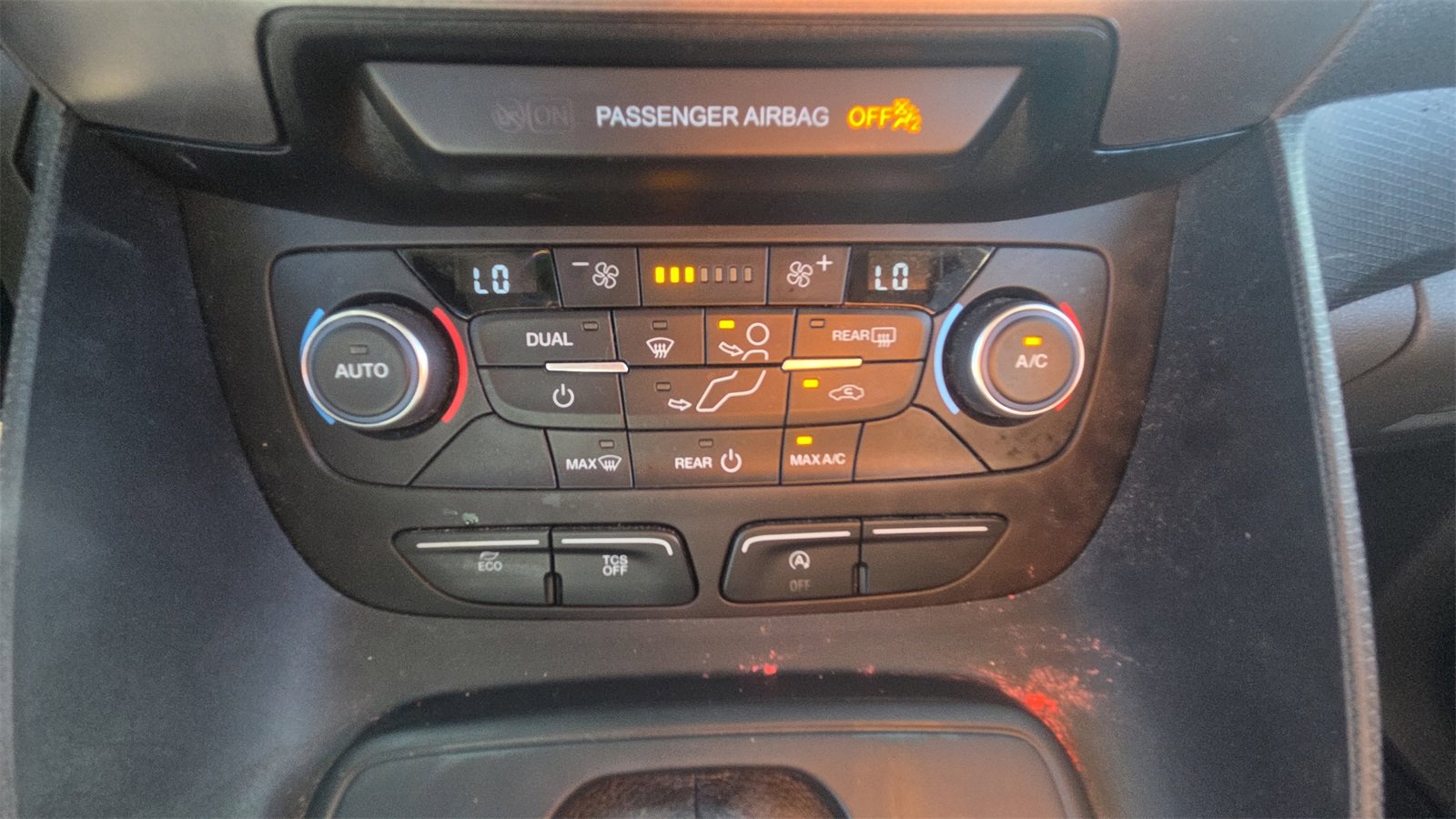 Used 2021 Ford Transit Connect XL image 26