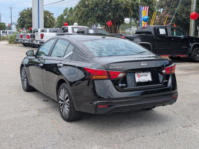 Used 2025 Nissan Altima 2.5 SV AWD/4WD image 5