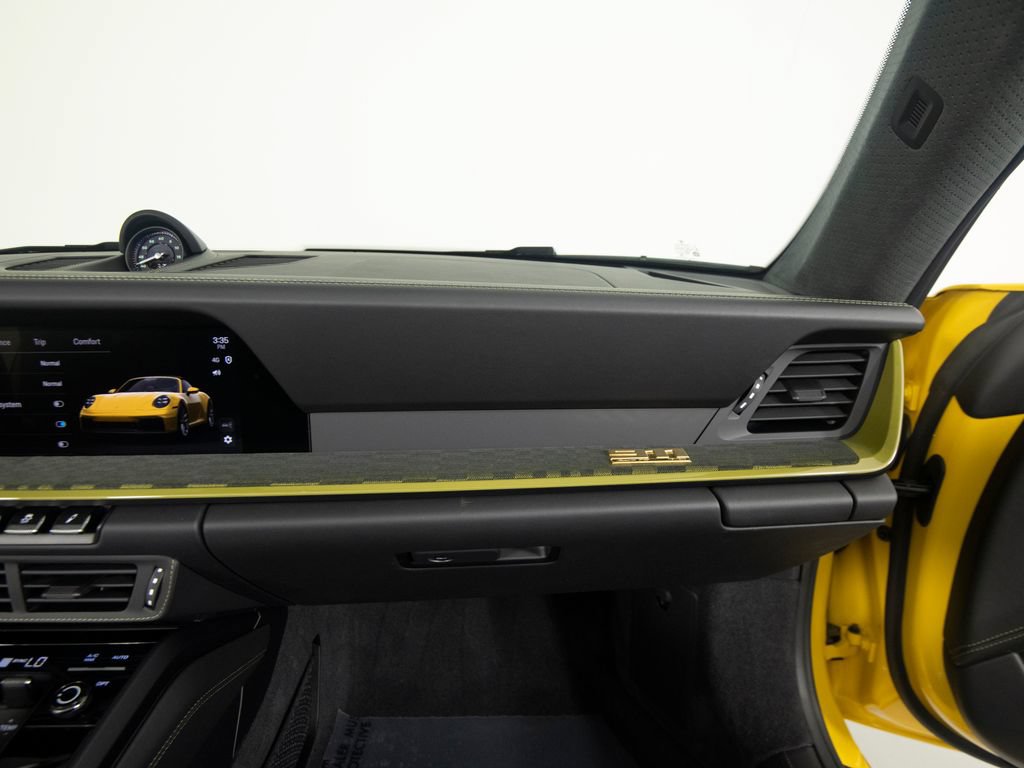 Certified 2026 Porsche 911 Carrera GTS RWD image 44