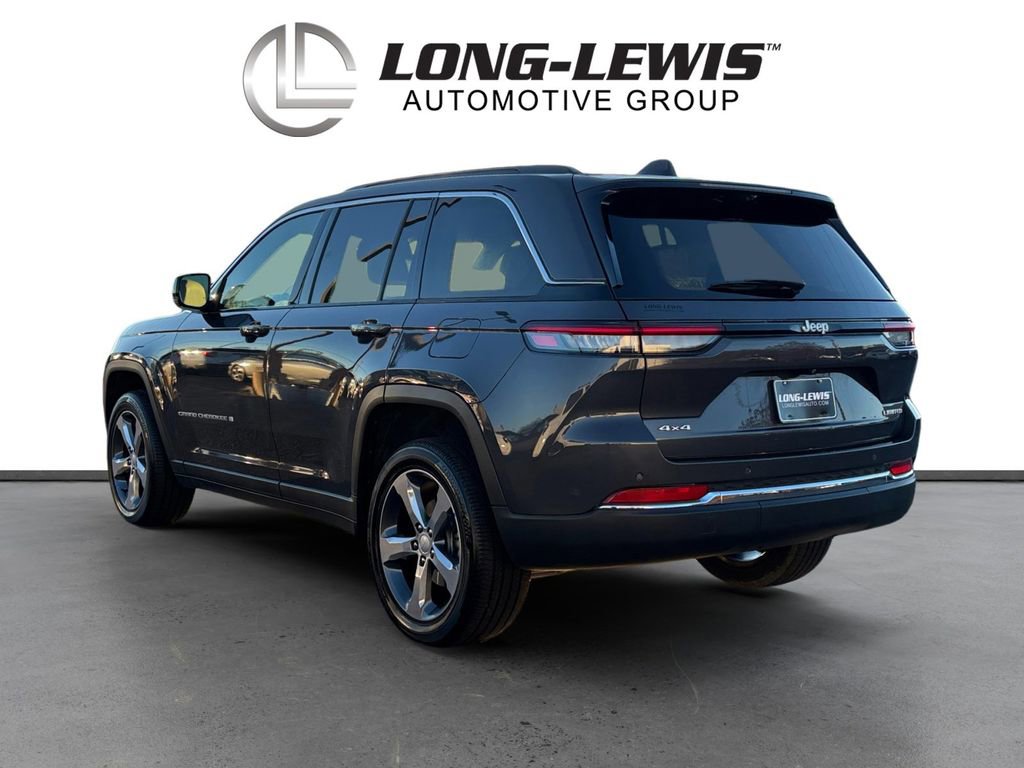 Used 2024 Jeep Grand Cherokee Limited w/ Luxury Tech Group II image 4