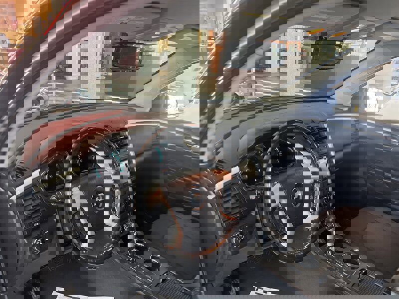 Used 2012 Chevrolet Traverse LT w/ All-Star Edition image 11