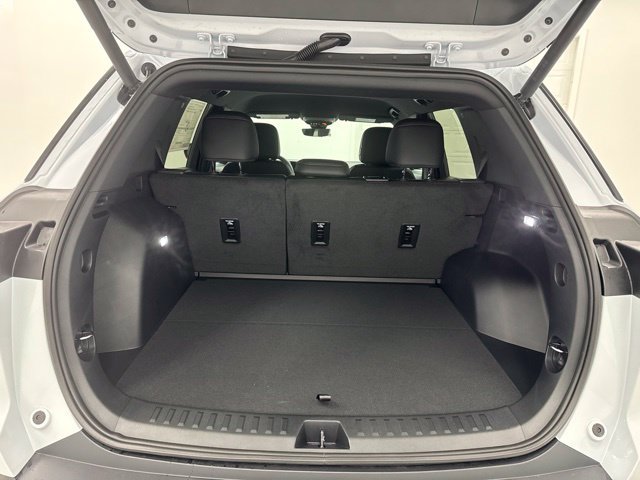 New 2027 Chevrolet Equinox RS w/ Safety and Technology Package AWD/4WD image 29